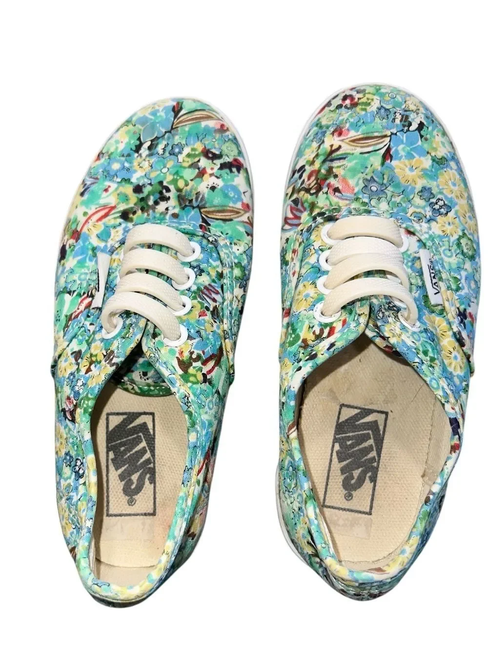 Vans adorable authentic